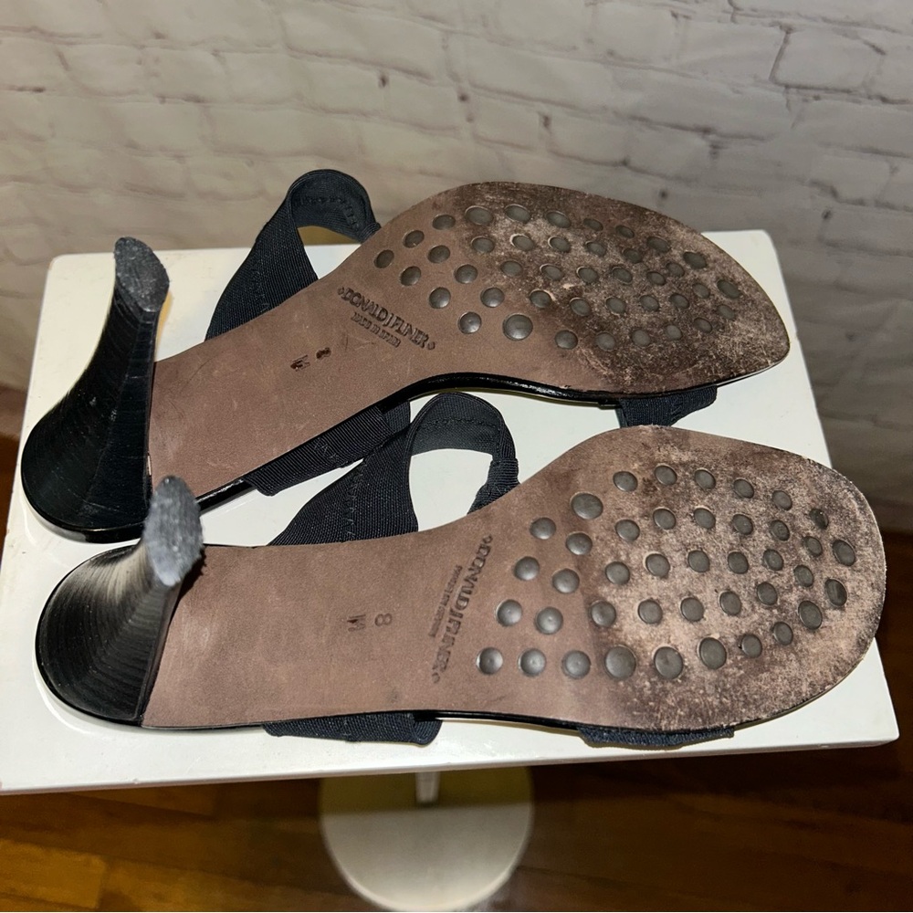 Donald J. Pliner high heeled sandals size 8 M - Picture 9 of 9